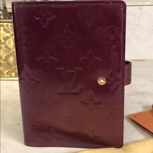 Louis Vuitton Vernis Amarante patent agenda.